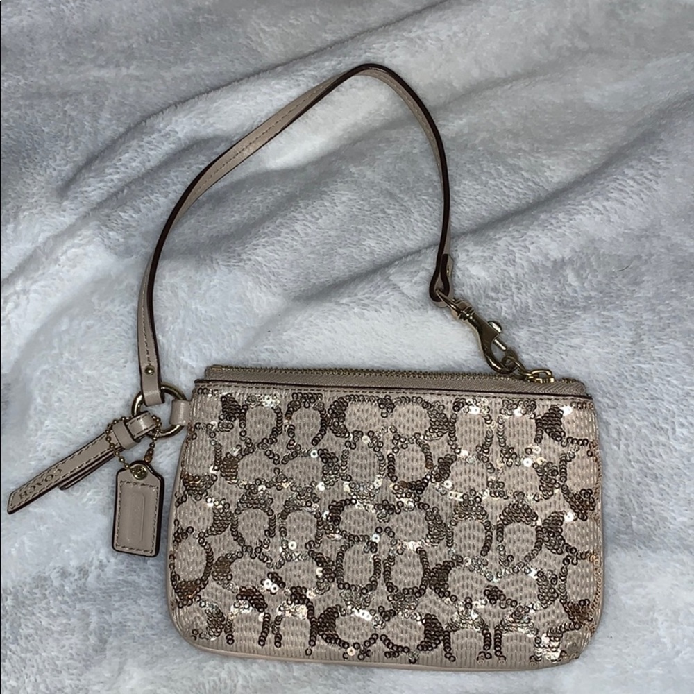 Wristlet